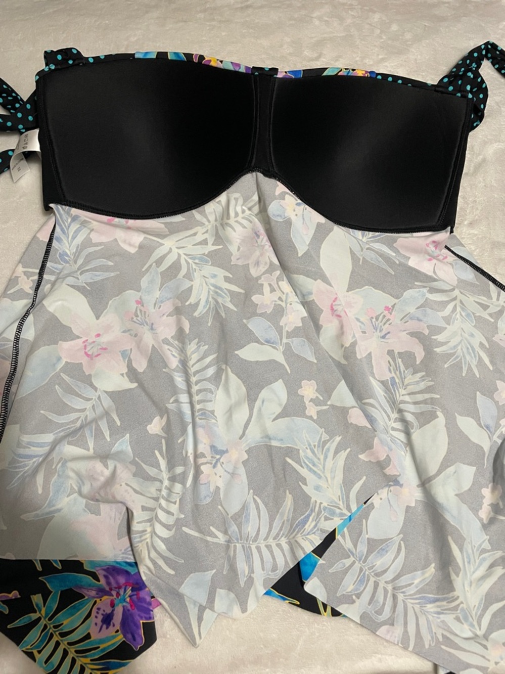 Black Floral Halter Swim Top with Teal Polka Dot Accents Sz 22 - Picture 5 of 7